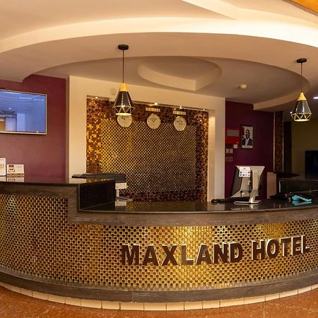 Maxland Hotel Kalimoni Exterior foto